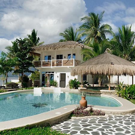 Avila'S Horizon Dive Resort Santander Ngoại thất bức ảnh
